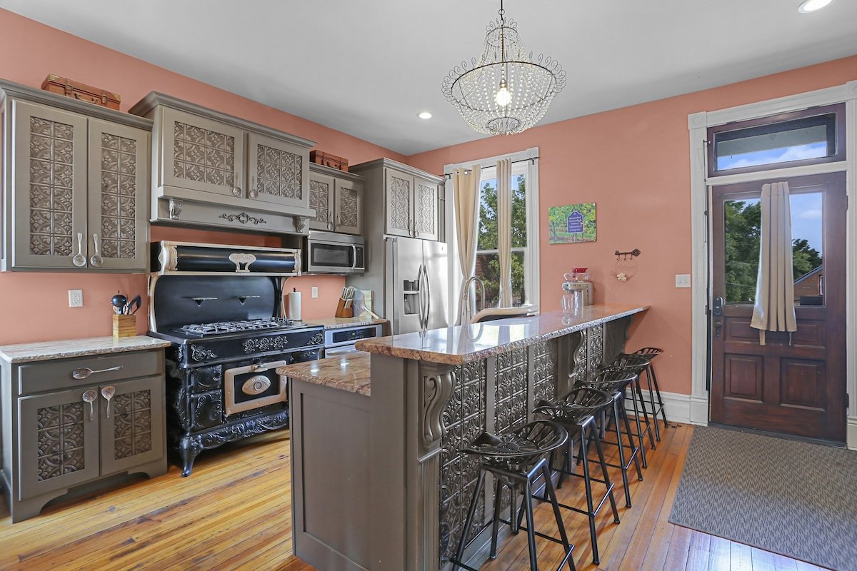 Large fully equipped kitchen with plenty of storage and a gas stove